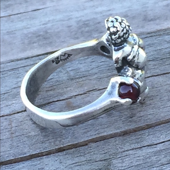 Goddess of Willendorf Ring .925 Sterling Silver w/ 2 genuine Garnet gems USA - Picture 10 of 15